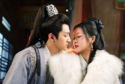 雪華貴抄(せっかきしょう) ～愛凍てつく宮廷、嫡妻(ちゃくさい)の復讐～ Vol.1～4